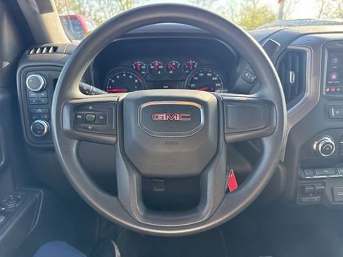 Used 2021 GMC Sierra 1500 4x4 Crew Cab w/ Sierra Value Package image 21