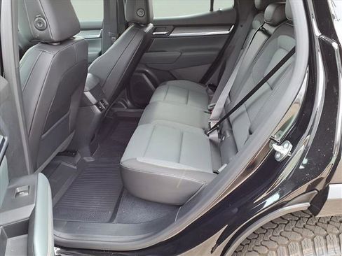 New 2026 GMC Terrain AT4 w/ Technology Package II AWD/4WD image 28