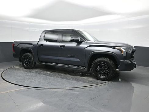 Used 2026 Toyota Tundra SR5 w/ SR5 Convenience Package image 5