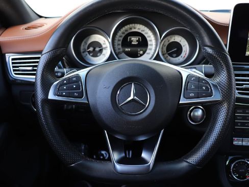 Used 2018 Mercedes-Benz CLS 550 w/ Premium 2 Package image 41