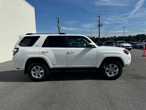 Used 2024 Toyota 4Runner SR5 image 28
