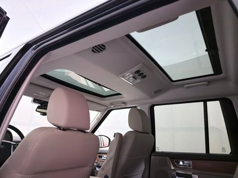 Used 2014 Land Rover LR4 HSE LUX image 23