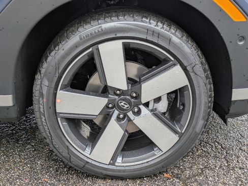 New 2027 Hyundai Santa Fe Limited FWD image 11