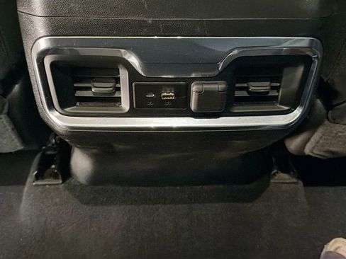 Used 2019 GMC Sierra 1500 Elevation image 27