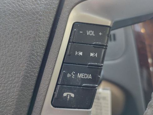 Used 2012 Ford Fusion SEL FWD image 12