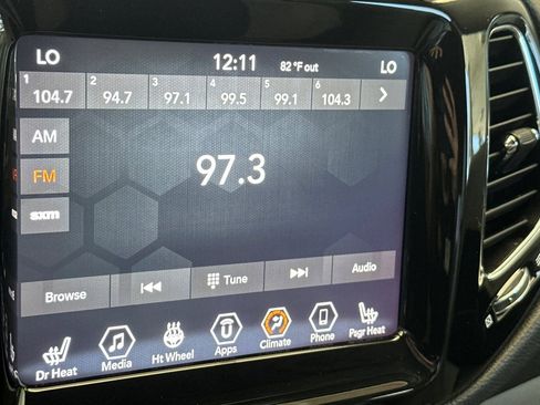 Used 2021 Jeep Compass Limited image 18