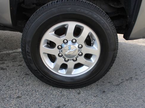 Used 2013 Chevrolet Silverado 3500 LT w/ Interior Plus Package image 19