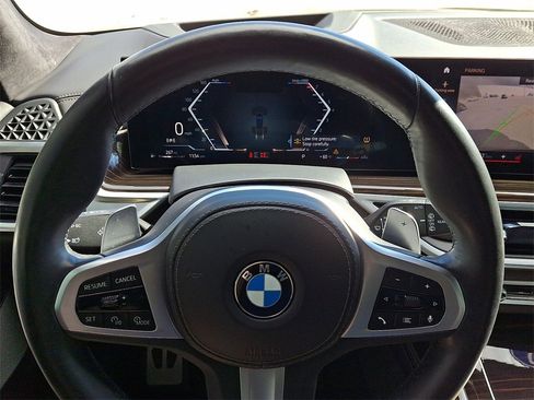 Certified 2023 BMW X7 xDrive40i w/ Executive Package image 22