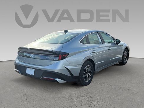 New 2026 Hyundai Sonata Blue FWD image 19