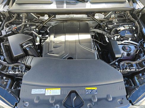 New 2025 Audi Q5 2.0T Premium Plus image 31