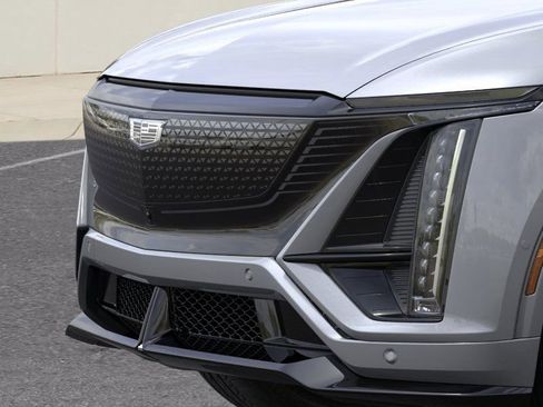 New 2026 Cadillac Lyriq V image 13