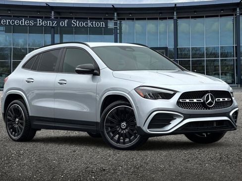 Certified 2025 Mercedes-Benz GLA 250 4MATIC image 1