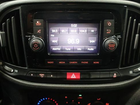 Used 2022 RAM ProMaster City Tradesman FWD image 21