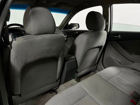 Used 2011 Nissan Altima 2.5 image 14