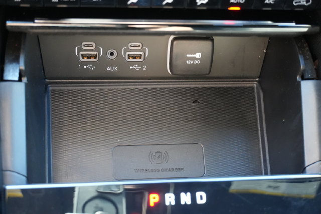 Used 2024 Jeep Grand Cherokee Altitude AWD/4WD image 39