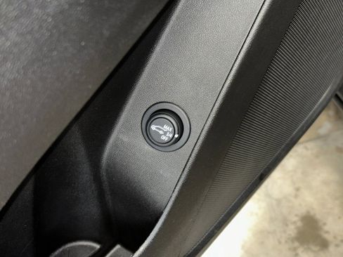 Certified 2024 Chevrolet Equinox LT w/ LPO, Floor Liner Package image 6