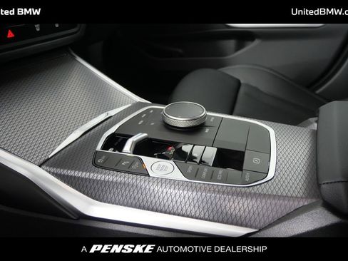 Used 2025 BMW 330i xDrive Sedan w/ Convenience Package image 21