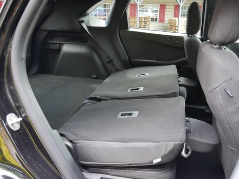 Certified 2024 Ford Escape Active AWD/4WD image 28