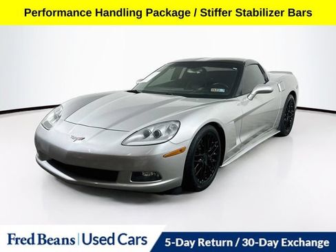 Used 2006 Chevrolet Corvette Coupe w/ Preferred Equipment Group RWD image 4