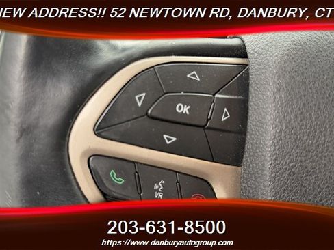 Used 2014 Jeep Grand Cherokee Limited AWD/4WD image 17