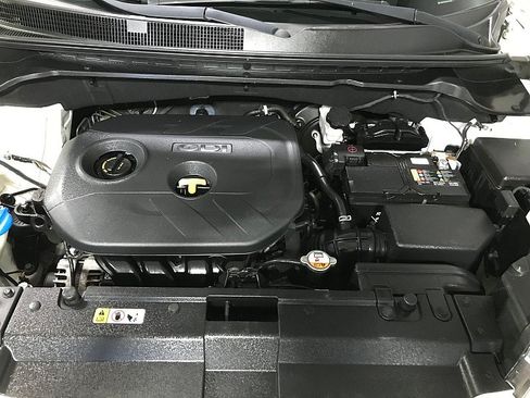 Used 2017 Kia Soul + w/ Designer's Package FWD image 31