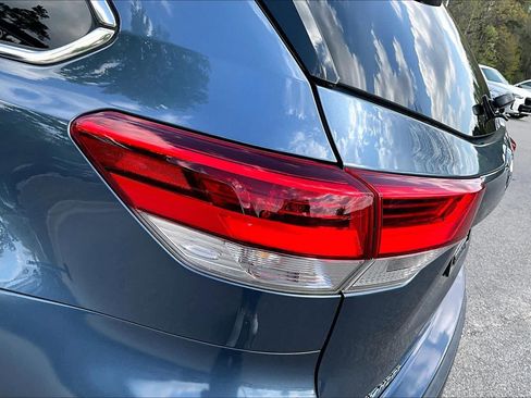 Used 2017 Toyota Highlander Limited image 31