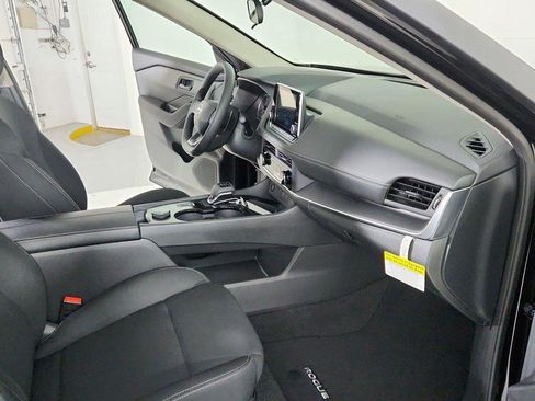 Certified 2026 Nissan Rogue S AWD/4WD image 19