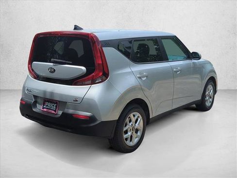 Used 2020 Kia Soul S FWD image 7