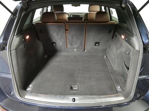 Used 2016 Audi Q5 2.0T Premium Plus w/ Technology Package image 18