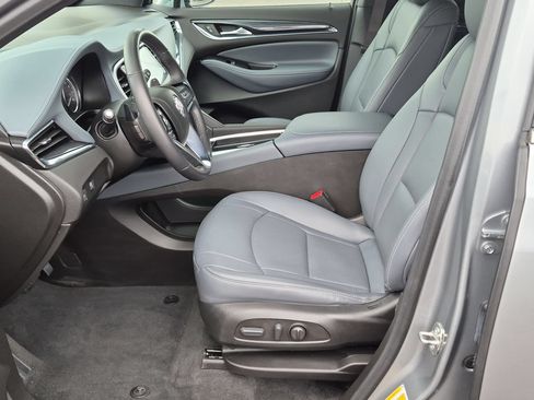 Certified 2023 Buick Enclave Essence AWD/4WD image 17