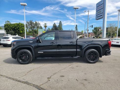 Used 2022 GMC Sierra 1500 Elevation w/ Elevation Premium Package image 9