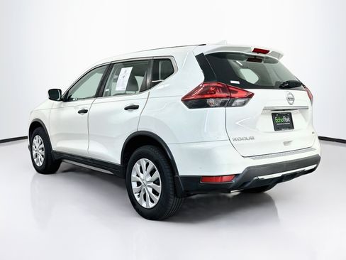 Used 2018 Nissan Rogue S AWD/4WD image 5