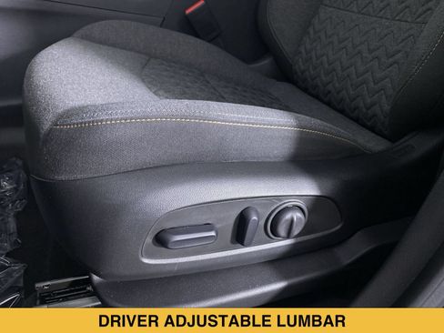 Certified 2023 Chevrolet Equinox LT FWD image 9