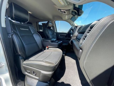 Used 2024 RAM 2500 Laramie AWD/4WD image 29