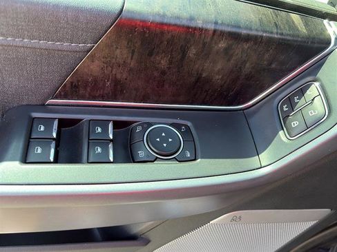 Used 2021 Ford F150 Lariat w/ Equipment Group 502A High image 27