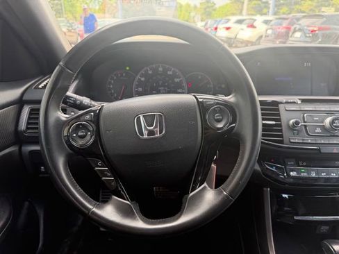 Used 2016 Honda Accord Sport image 19