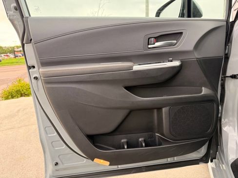 Used 2024 Toyota Sienna XLE Woodland Edition AWD/4WD image 9