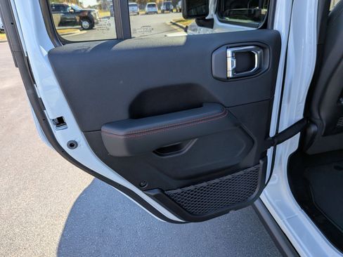 New 2026 Jeep Wrangler Unlimited Rubicon image 26