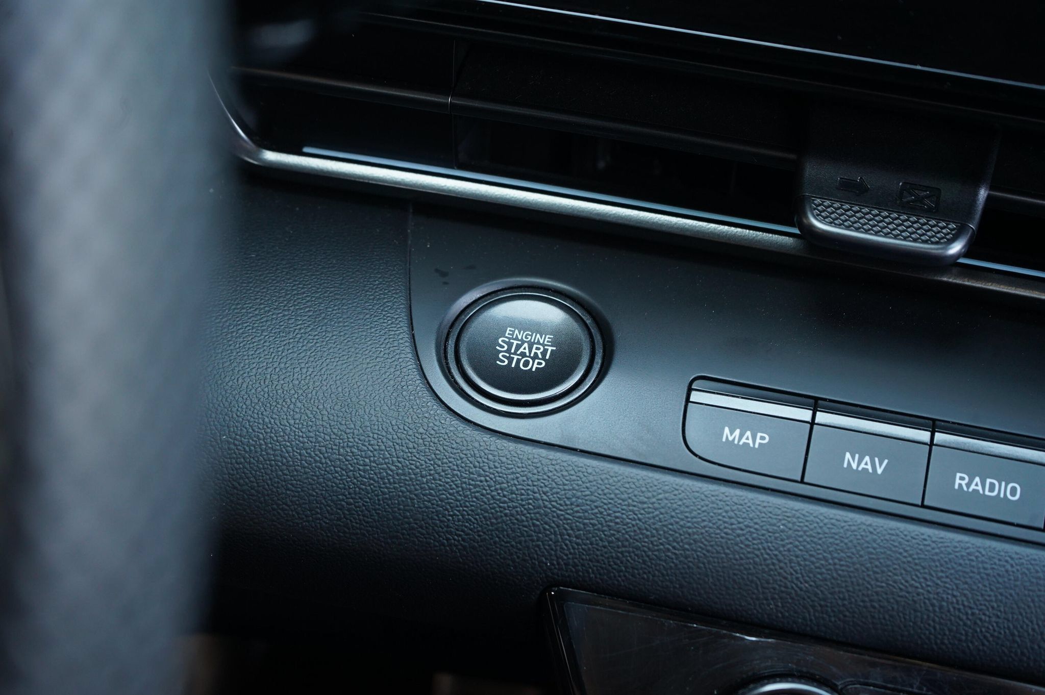 Used 2022 Hyundai Elantra N FWD image 19