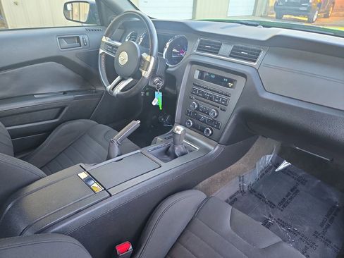 Used 2013 Ford Mustang Coupe w/ V6 Performance Pkg RWD image 36