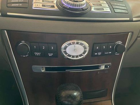 Used 2008 INFINITI M35 x w/ Technology Pkg image 23
