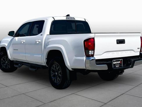 Used 2023 Toyota Tacoma SR5 RWD image 12