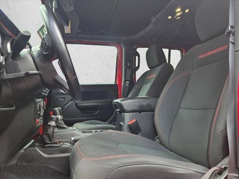 Used 2021 Jeep Wrangler Unlimited Rubicon AWD/4WD image 17