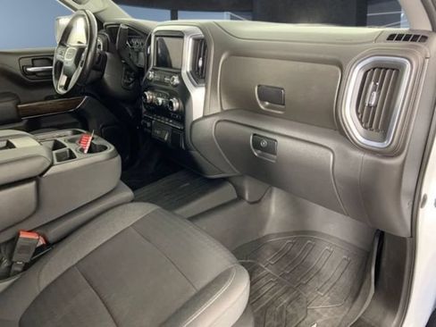 Used 2022 GMC Sierra 1500 Elevation w/ LPO, Elevation Black Package RWD image 13