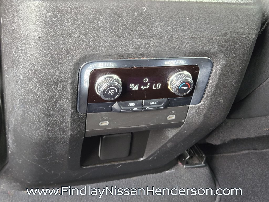 Used 2023 GMC Yukon SLE RWD image 13