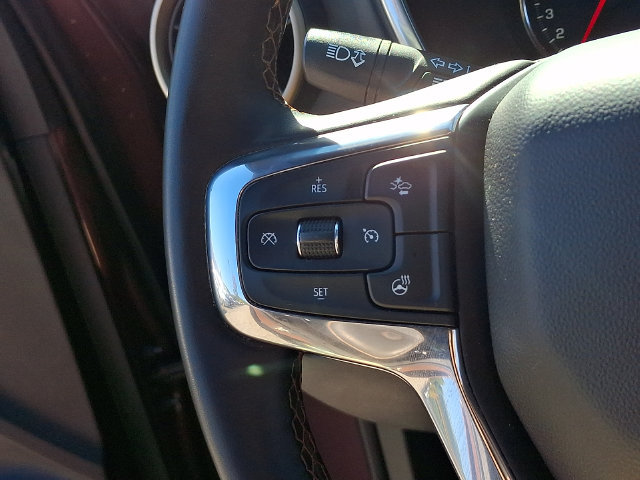 Used 2023 Chevrolet Blazer Premier FWD image 21