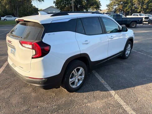 Used 2022 GMC Terrain SLE w/ Driver Convenience Package AWD/4WD image 8