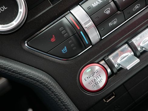 Used 2022 Ford Mustang GT Premium RWD image 30