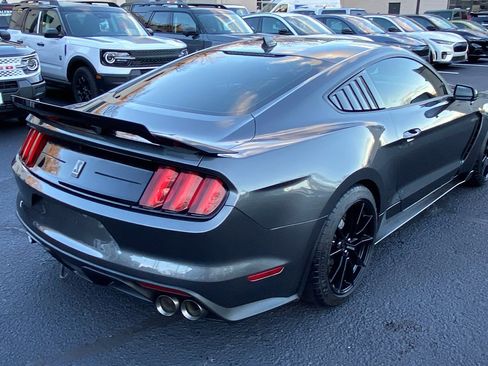 Used 2020 Ford Mustang Shelby GT350 w/ Technology Package image 28