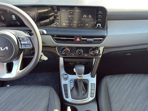 New 2026 Kia Seltos LX FWD image 32